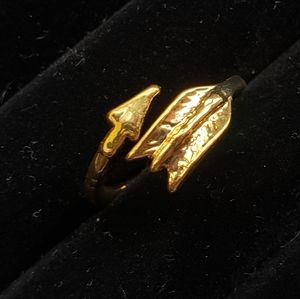 Dainty Goldtone Arrow Ring